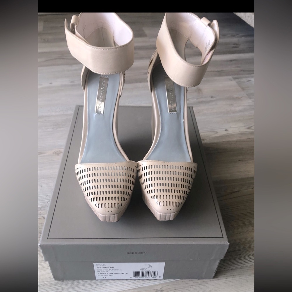 BcBg Maxazria Nude Platform Wedge - New in Box!